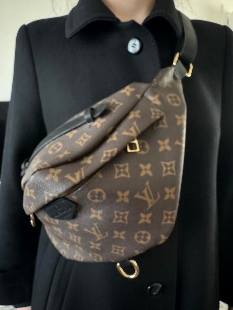 LV schouderstas, Handtassen en Accessoires, Tassen | Schoudertassen, Ophalen of Verzenden, Zo goed als nieuw