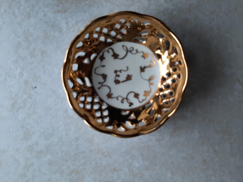 Kleine vintage porseleinen mand, Antiek en Kunst, Antiek | Porselein, Ophalen of Verzenden