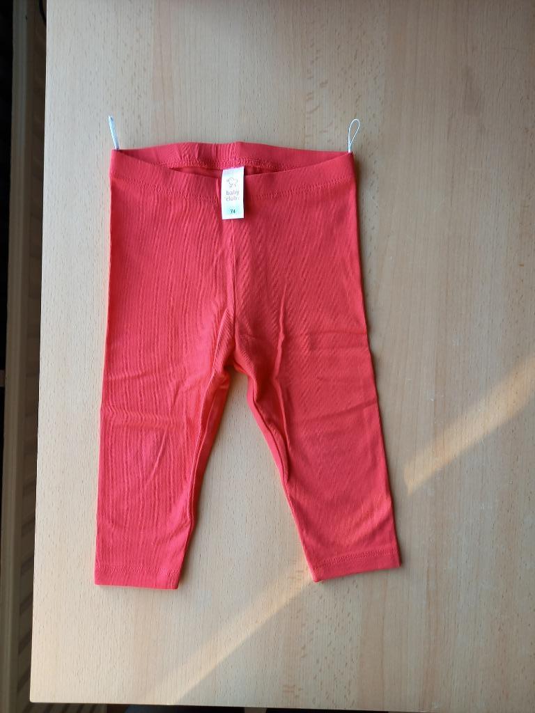 Etat neuf, legging rouge, taille 74 fille, marque Babyclub, Enfants & Bébés, Pantalon, Enlèvement ou Envoi, Babyclub, Comme neuf
