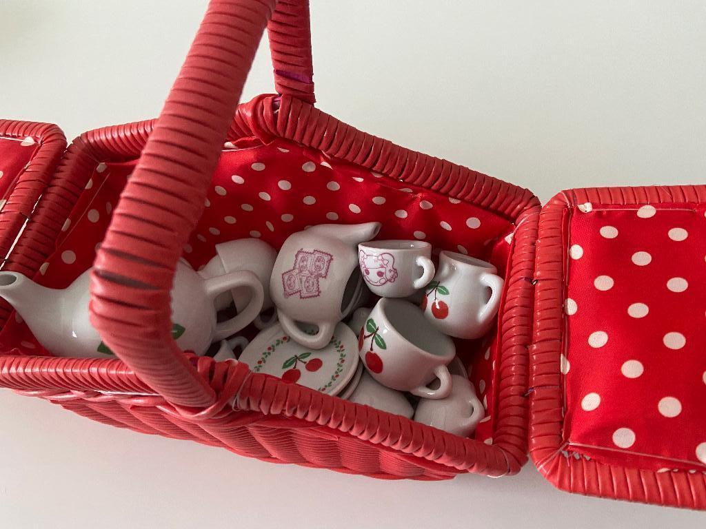 Porselein serviesje voor kind, Kinderen en Baby's, Ophalen, Gebruikt, Overige typen