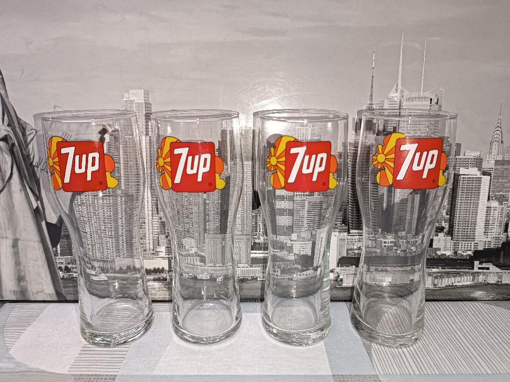 Seven Up - 7UP - 7 UP Glas Glazen Cendrier Dr Pepper Retro, Ophalen of Verzenden, Zo goed als nieuw, Frisdrankglas