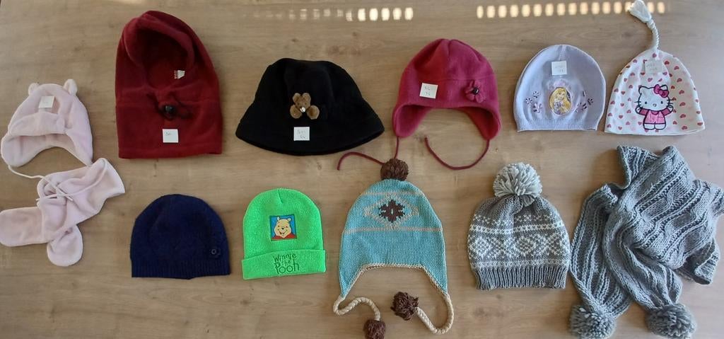Mutsen en sjaals., Enlèvement ou Envoi, Comme neuf, Taille 50, Bonnet