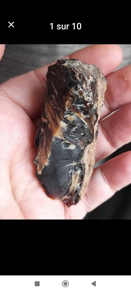 Groot stuk barnsteen uit Indonesië, Ophalen of Verzenden, Mineraal