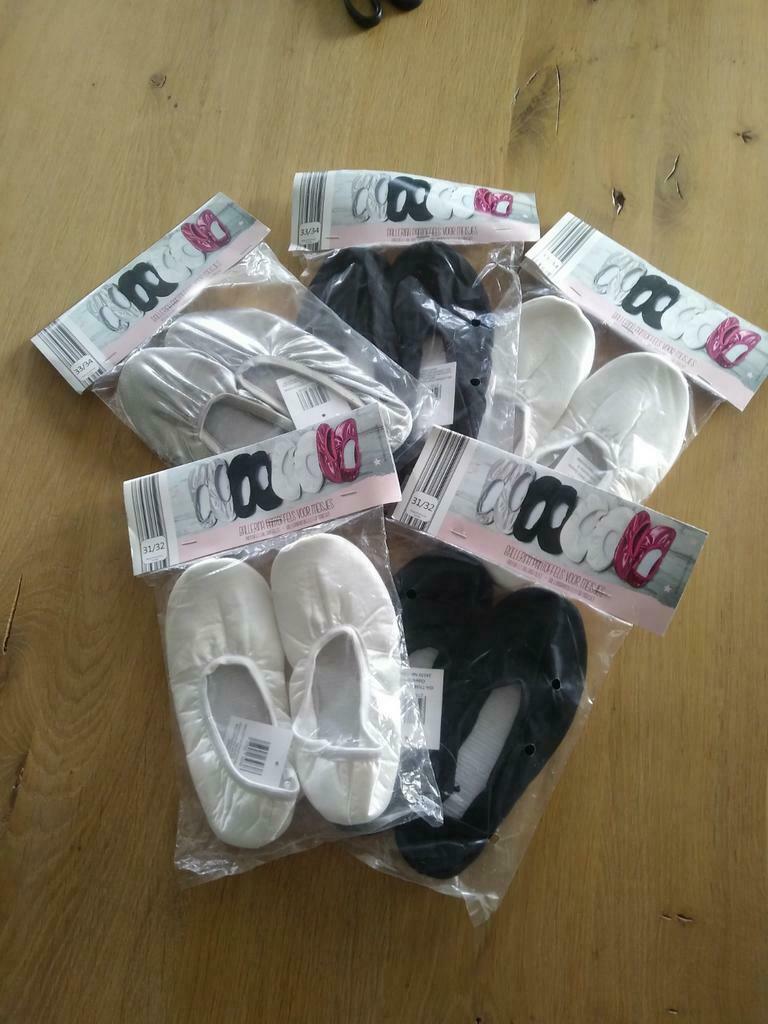 Balletschoenen /ballet pantoffels maat 31-32 en maat 33-34, Ophalen of Verzenden, Nieuw