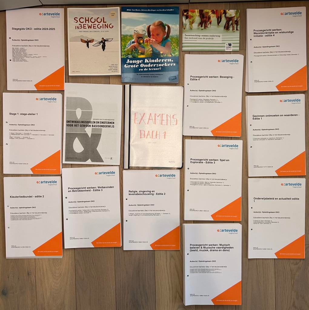 Boeken 1e bach kleuteronderwijs artevelde, Boeken, Schoolboeken, Ophalen, Zo goed als nieuw