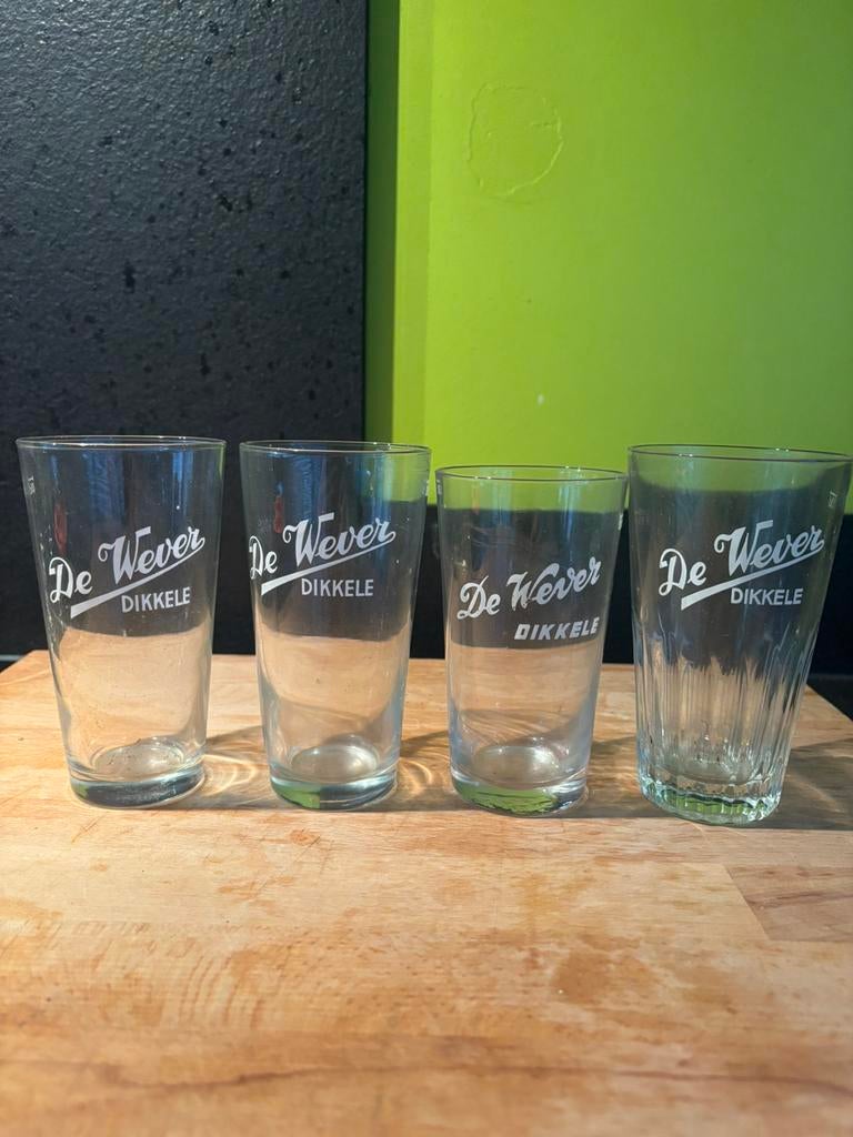 Vier verschillende bierglazen De Wever Dikkele, Ophalen of Verzenden, Zo goed als nieuw, Glas of Glazen, Overige merken