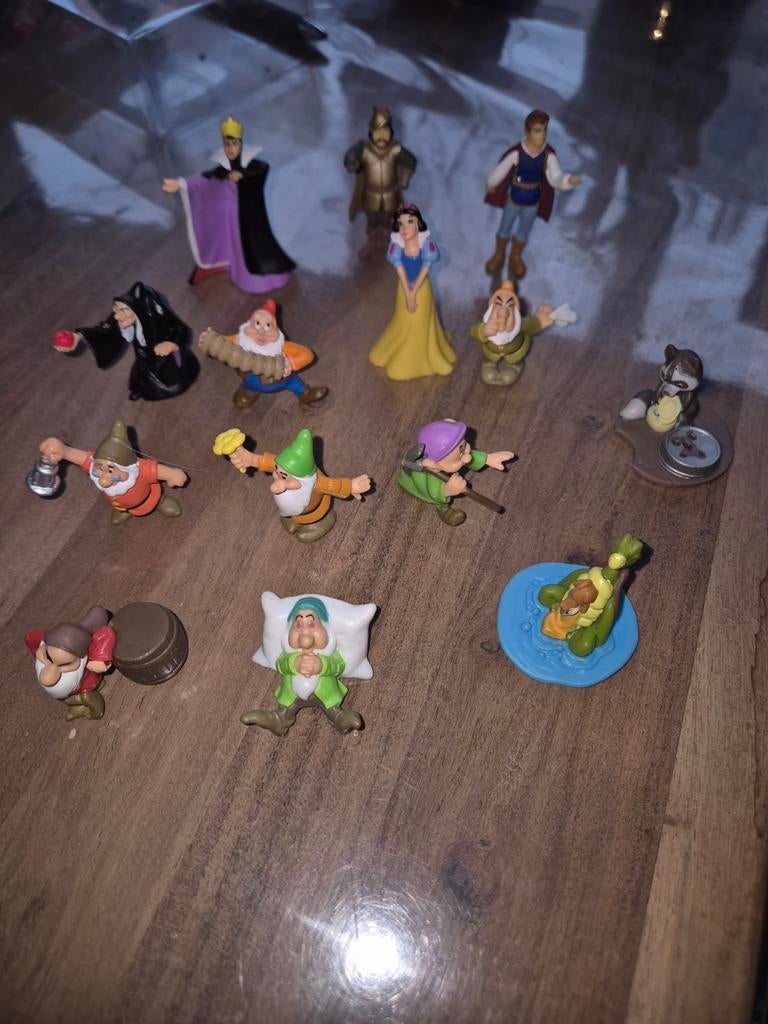 Disney sneeuwwitje figuurtjes, Verzamelen, Verzenden