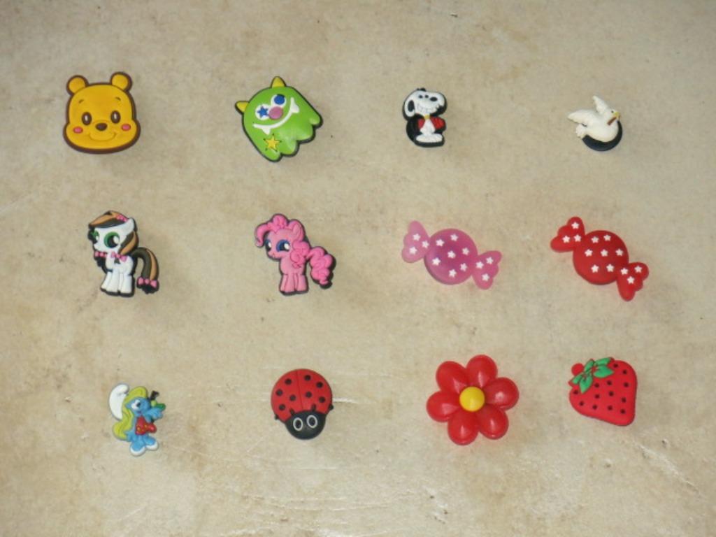 Verschillende pins of jibbitz voor op Crocs, NIEUW, Enlèvement ou Envoi, Neuf, Garçon ou Fille, Autres types