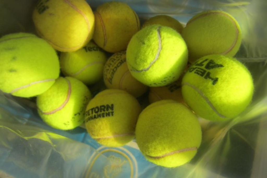 Tennisballen, Sport en Fitness, Ophalen, Gebruikt