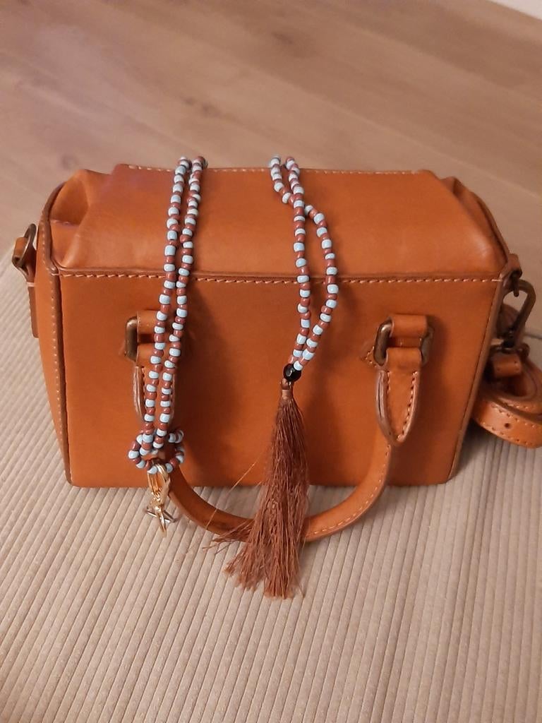 FRED DE LA BRETONIERE elegante leren tas, Handtassen en Accessoires, Tassen | Damestassen, Bruin, Ophalen of Verzenden