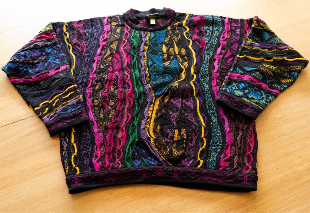 Pull en tricot Coogi Vintage des années 1990
Moyen, Enlèvement ou Envoi, Autres couleurs, Comme neuf, Coogi