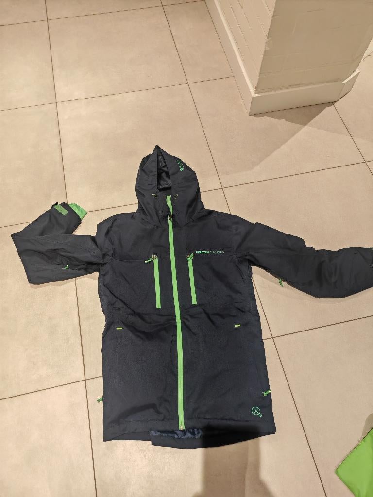 Ski broek en jas, medium, Sport en Fitness, Skiën en Langlaufen, Gebruikt, Protest, Ophalen of Verzenden, Kleding