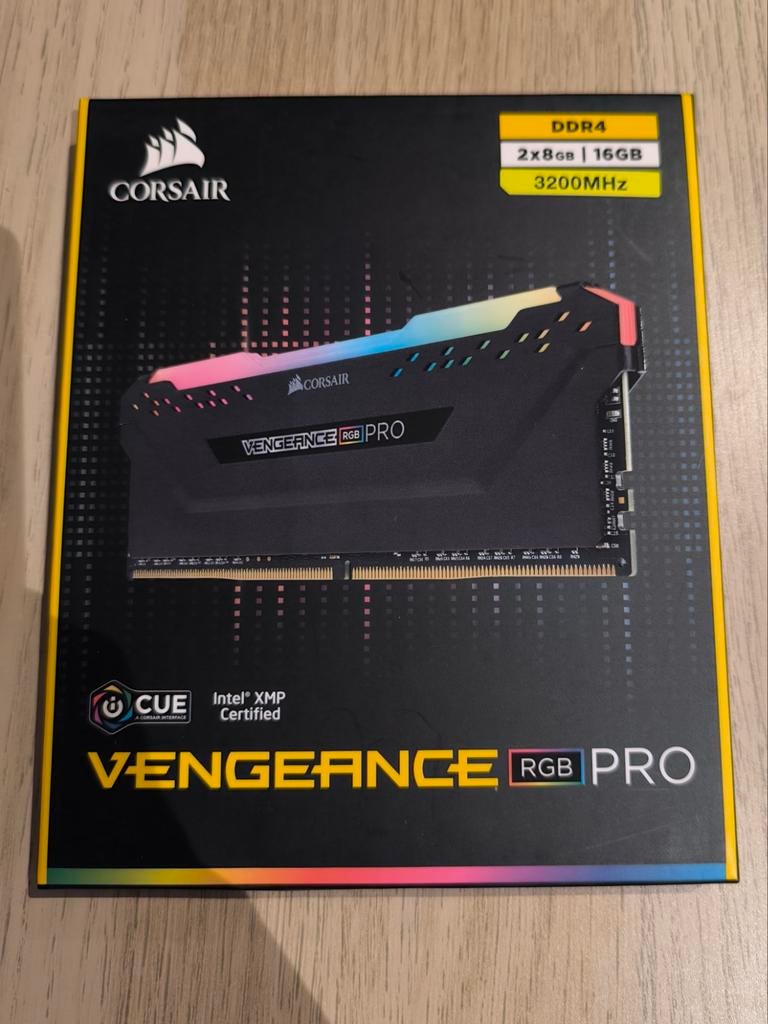Ram ddr4 Corsair Vengeance RGB Pro 16 GB (2x8) 3200 MHz C16, Computers en Software, RAM geheugen, Zo goed als nieuw, 16 GB, DDR4