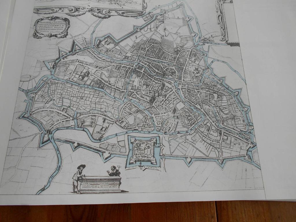 Gent Morgen Survey map van 1971, Boeken, Atlassen en Landkaarten, Ophalen, Gelezen