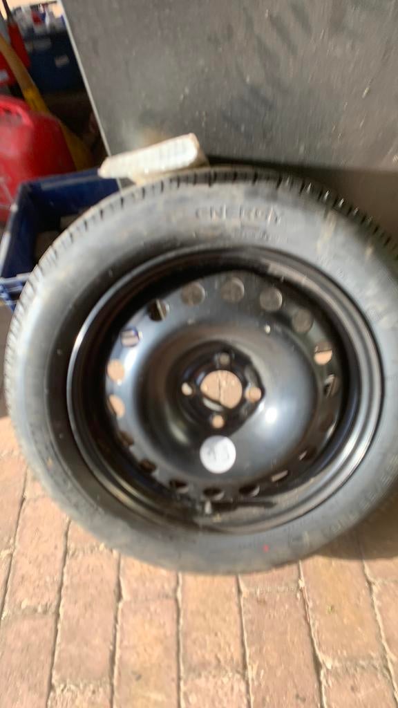 Reserve wiel, Ophalen