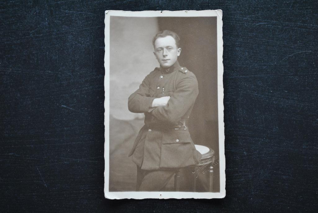 CPA Photo carte originale militaire belge Belgique Uniforme, Collections, Objets militaires | Général, Armée de terre, Enlèvement ou Envoi
