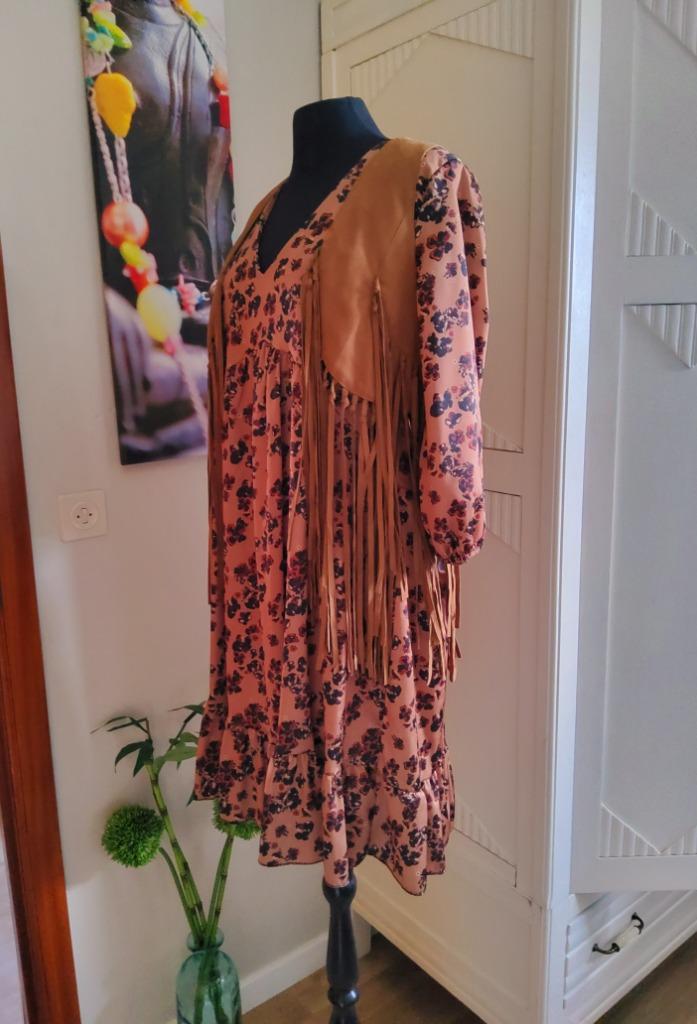 Robe et veste Daim Spencer dans de jolis tons bruns, Neuf, Taille 38/40 (M), Brun, Longueur genou