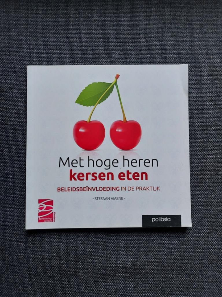 Met hoge kersen eten - Stefaan Viaene, Ophalen of Verzenden, Gelezen, Hogeschool, Stefaan Viaene