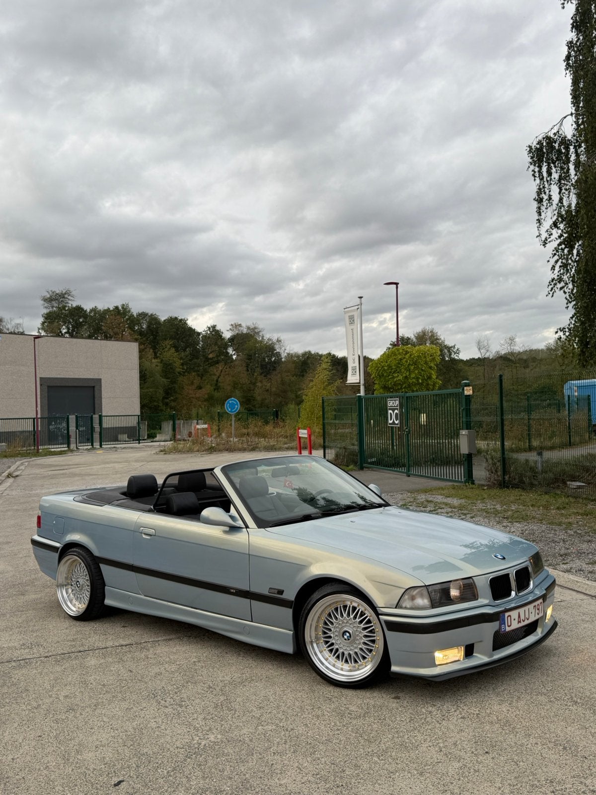BMW 325i E36 123.000KM!, Cuir, Achat, Cabriolet, Boîte manuelle