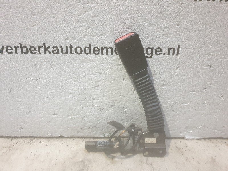 BOUCLE DE CEINTURE DE SECURITE AVANT GAUCHE (8-221-011-l), Autos : Pièces & Accessoires, Habitacle & Garnissage, BMW, Utilisé