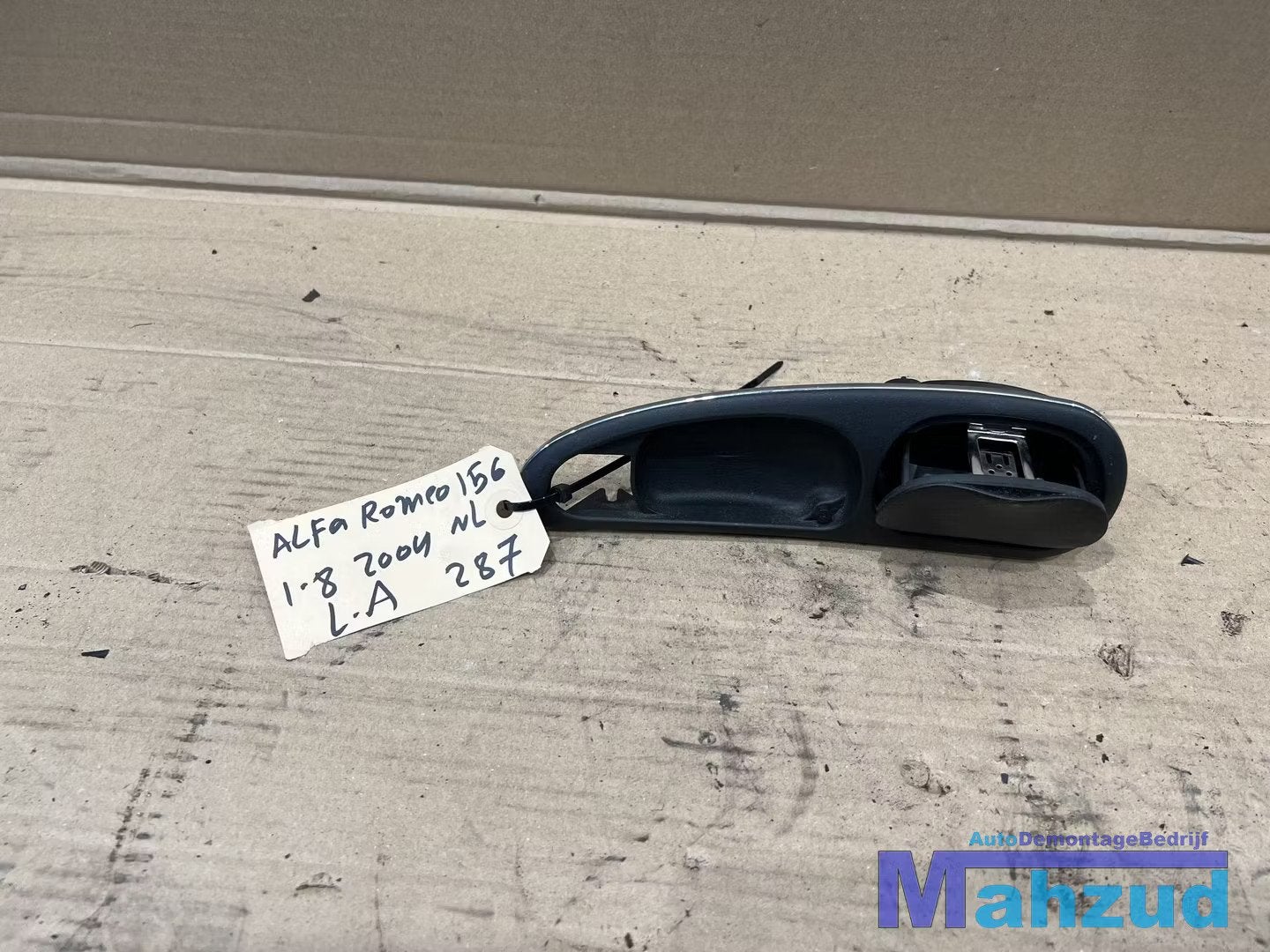 ALFA ROMEO 156 Links achter asbak deurgreep kap 1997-2005, Dpofca@stellantis.com, Stellantis Europe S.p.A., Utilisé, Alfa Romeo