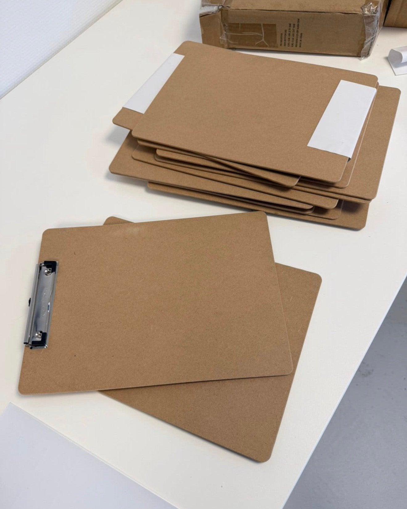 12x A4 Klembord Hardboard Nieuw Met Metalen Klem clipboard, Ophalen of Verzenden, Nieuw