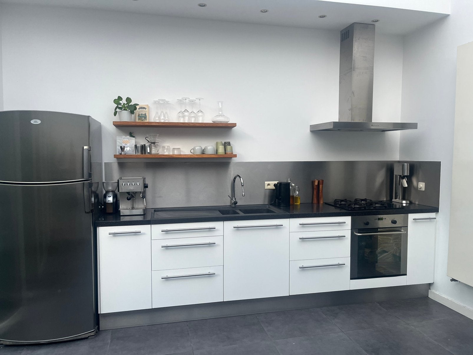 Ikea Faktum keuken te koop, inclusief toestellen, Granit ou Pierre, Brillant ou Laqué, Enlèvement, Utilisé