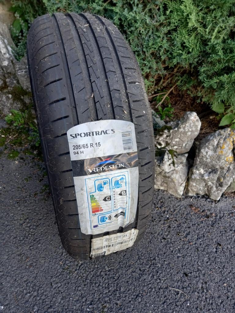 Nieuwe banden, 50 euro per band., Auto-onderdelen, Ophalen, Band(en)