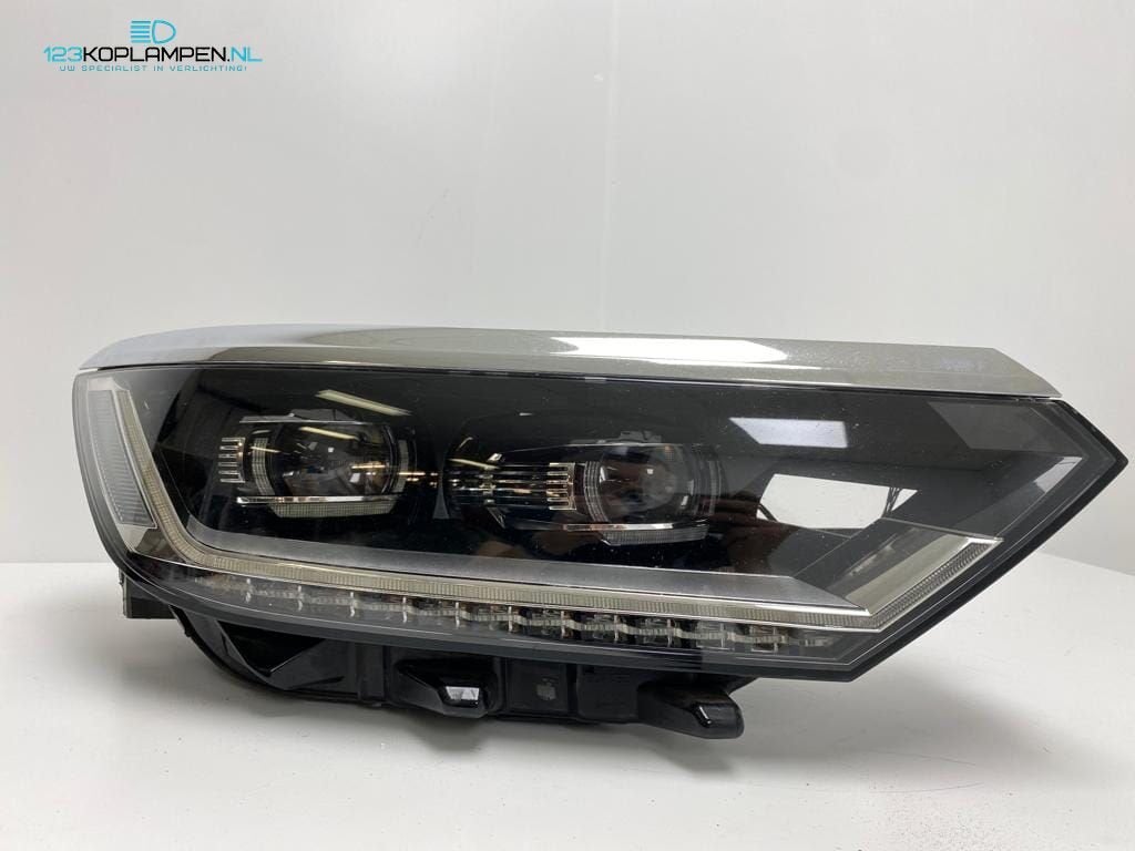 VW Volkswagen Passat B8 Full LED koplamp rechts, Volkswagen, -, Utilisé, -