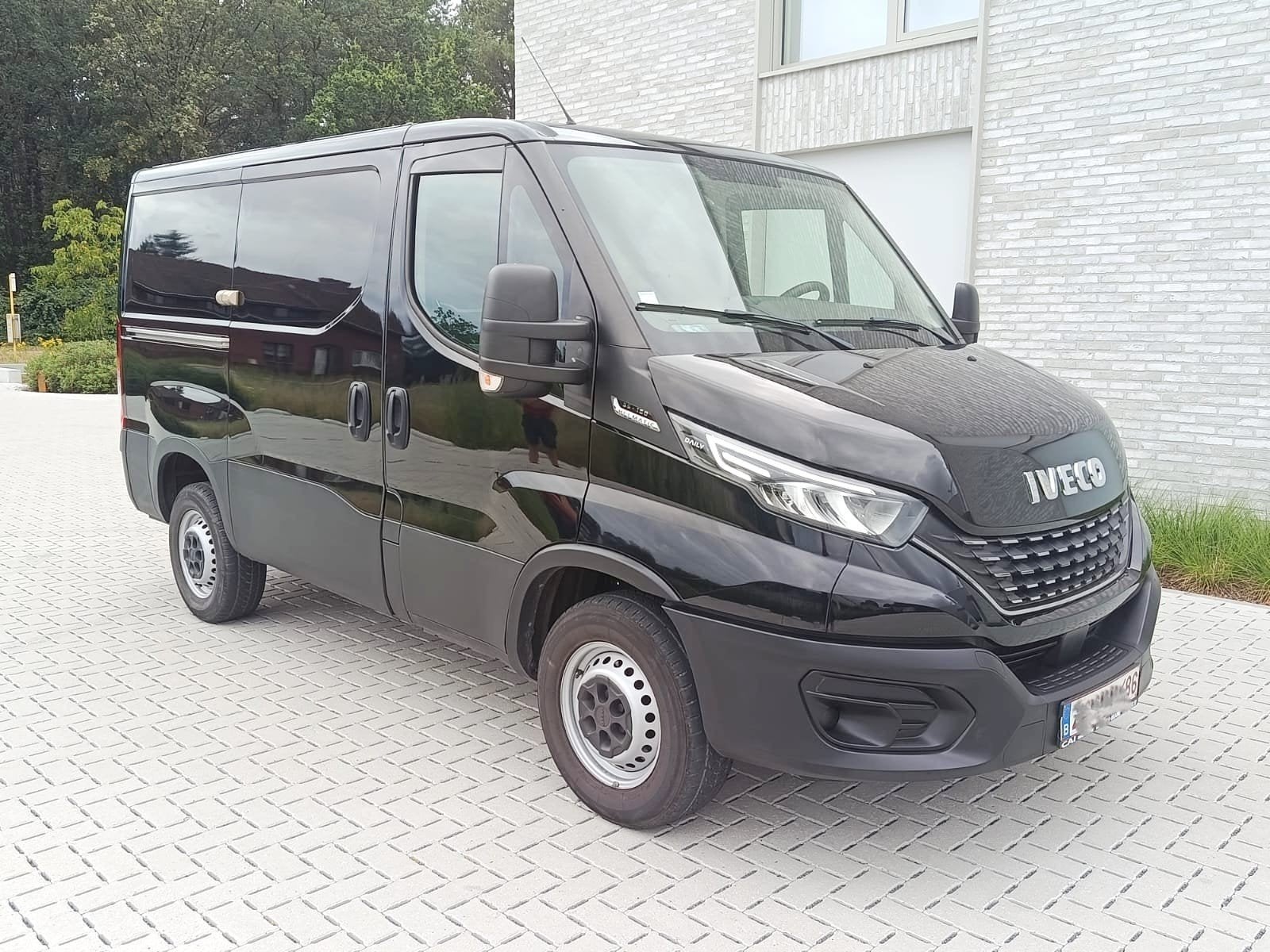 Iveco daily 2.3l, automaat, trekhaak 3,5t, carplay, cruise.., Auto's, Automaat, LED verlichting, Iveco, Diesel