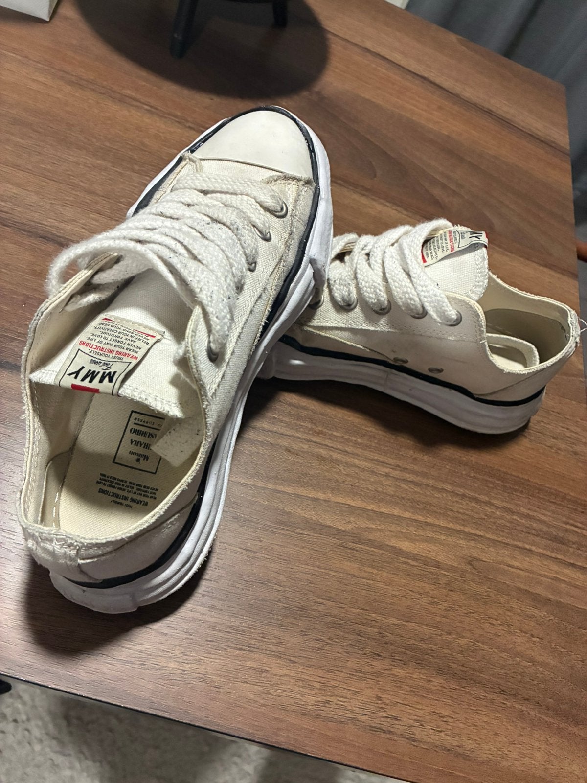 Maison Mihara, Kleding | Heren, Schoenen, Wit, Ophalen of Verzenden, Sneakers, Gedragen