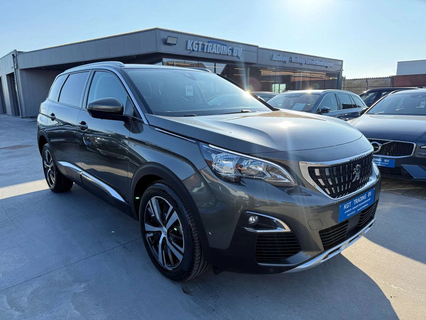 Peugeot 5008 1.2i 130PK NAVIGATIE LEDER CAMERA CARPLAY DAB P, Gebruikt, 1199 cc, Adaptive Cruise Control, 5 deurs