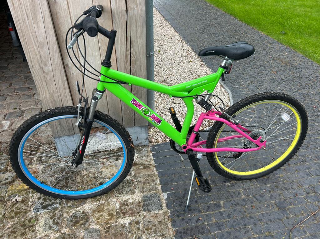 Parrainage de VTT Pisang Ambon, Enlèvement, Utilisé