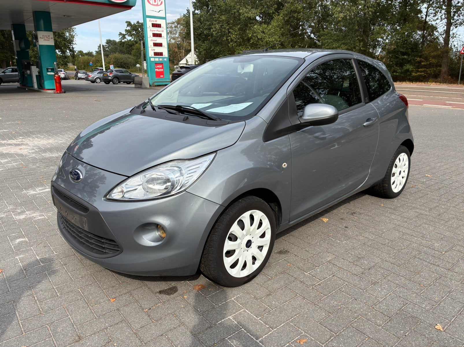 Ford ka 1.2i * climatisation * prête à s'inscrire !, Autos, Ford, 1242 cm³, Argent ou Gris, Achat, Entreprise