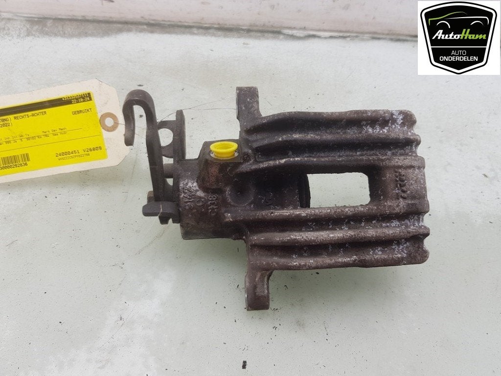 REMKLAUW RECHTS ACHTER ABS Taigo (|2Q0615424|2Q0615424C|), Gebruikt, Postoffice@zf.com, Löwentaler Straße 20
88046  Friedrichshafen, DE