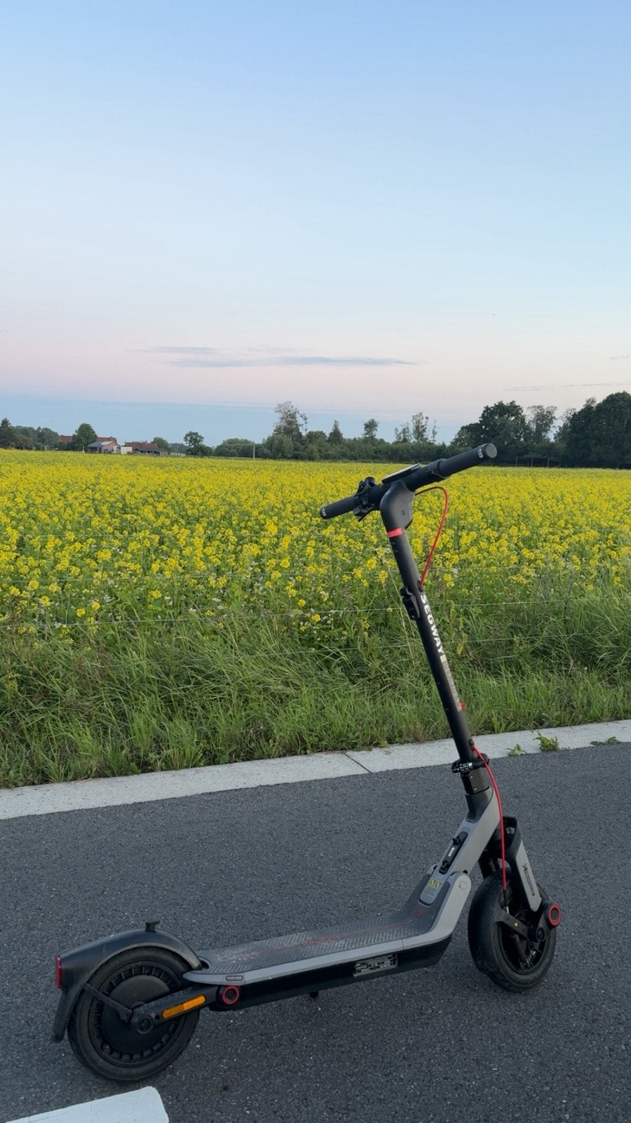 Ninebot E 3 e, Enlèvement, Comme neuf, Step électrique (E-scooter)