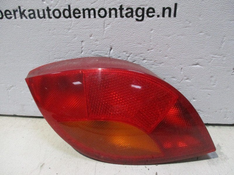 FEU ARRIÈRE GAUCHE Ford Ka I (01-1996/11-2008), Henry-Ford-Straße  1
50735  Köln, DE, Ford-Werke GmbH, Kunden@ford.com, Ford