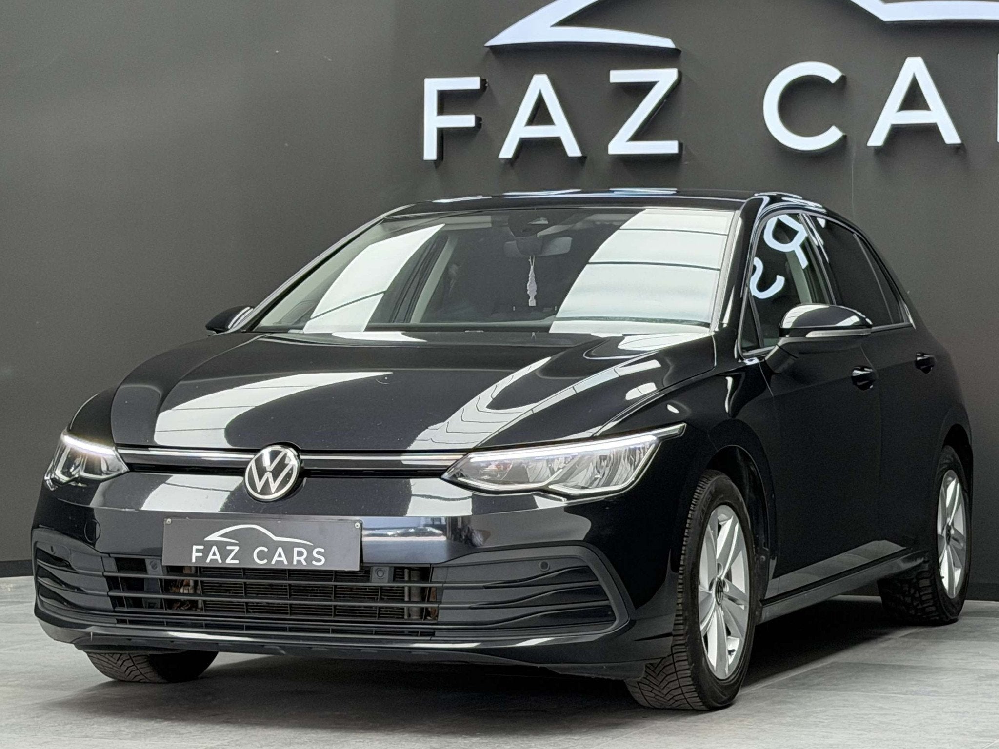Volkswagen Golf * Réservé *, Détection des panneaux routiers, Achat, Euro 6, Alcantara
