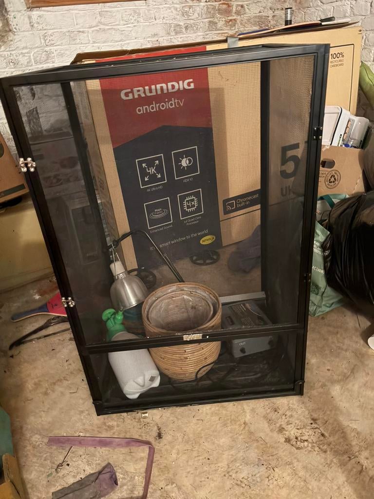 Flex pour cameleon, Ophalen, Gebruikt, Terrarium of Paludarium