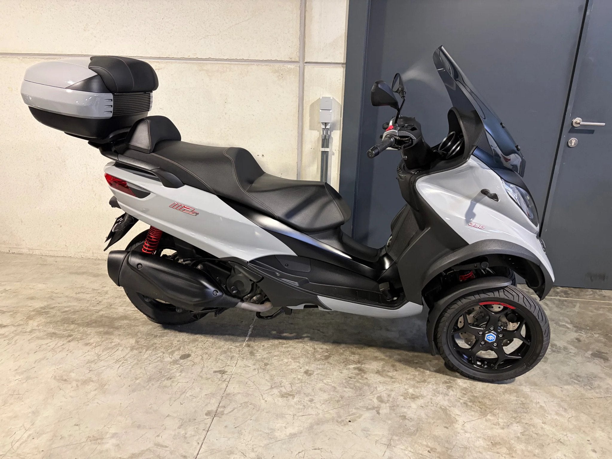 Piaggio MP3 handige 3wieler scooter met topcase, Motos, 350 cm³, Scooter, Entreprise, Occasion