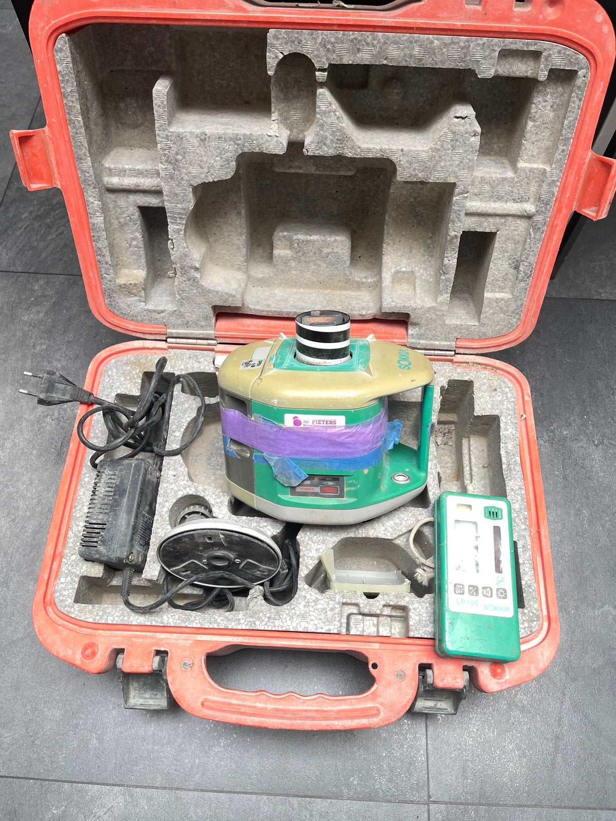 Niveau laser SOKKI, Bricolage & Construction, Enlèvement, Utilisé