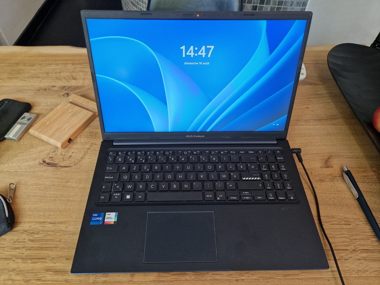 Asus I7 15" (achat Mars 2025), Informatique & Logiciels, Enlèvement