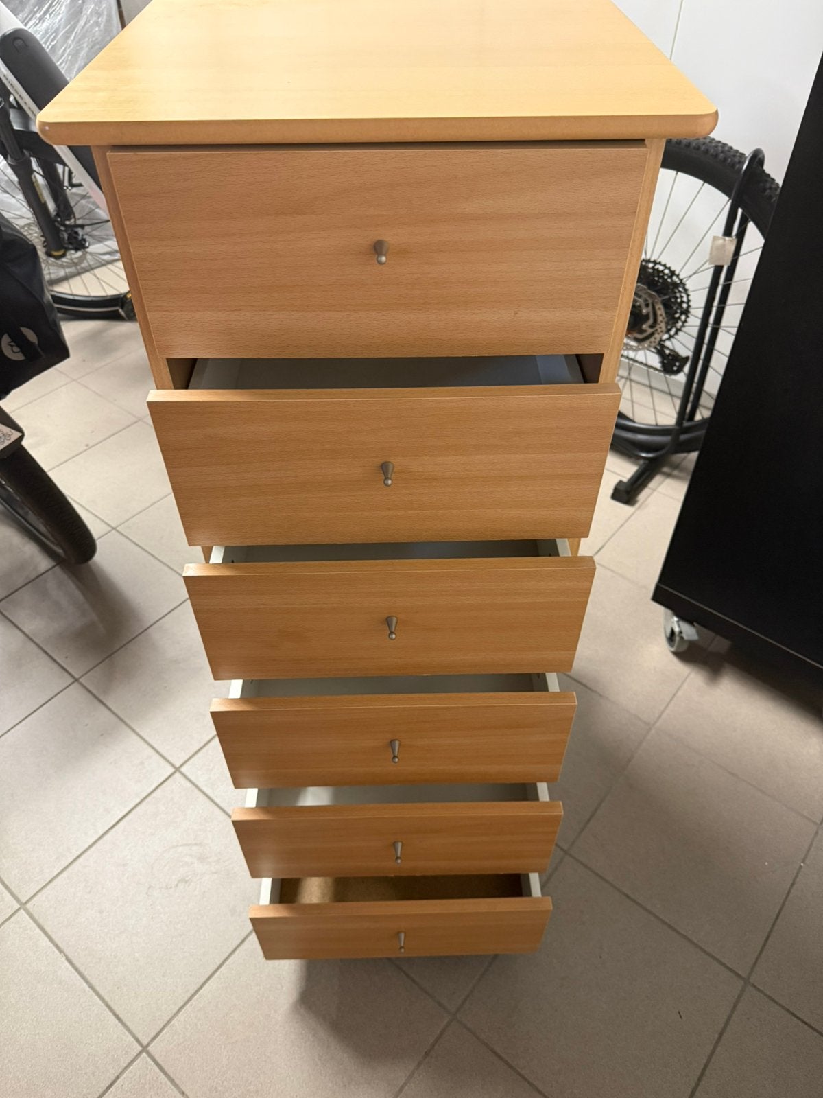 Bijzetkast 48x40x107, Ophalen, Zo goed als nieuw