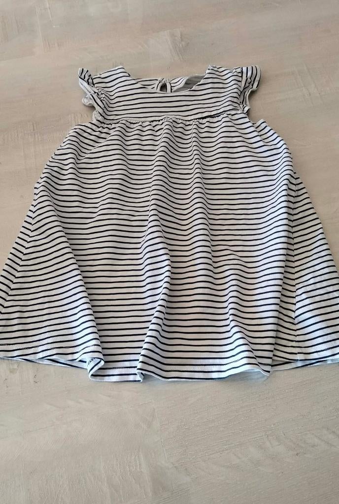 robe rayée taille 86 C & A, Enfants & Bébés, Vêtements de bébé | Taille 86, Enlèvement ou Envoi, Comme neuf, Fille, C&A