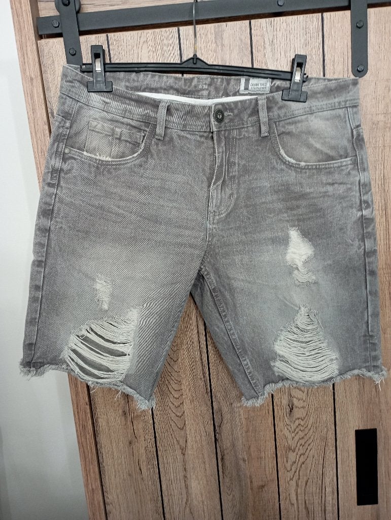 zwarte jeansshort C&A mt 34, Kleding | Heren, Broeken en Pantalons, Ophalen of Verzenden, Zo goed als nieuw, Zwart, C&A