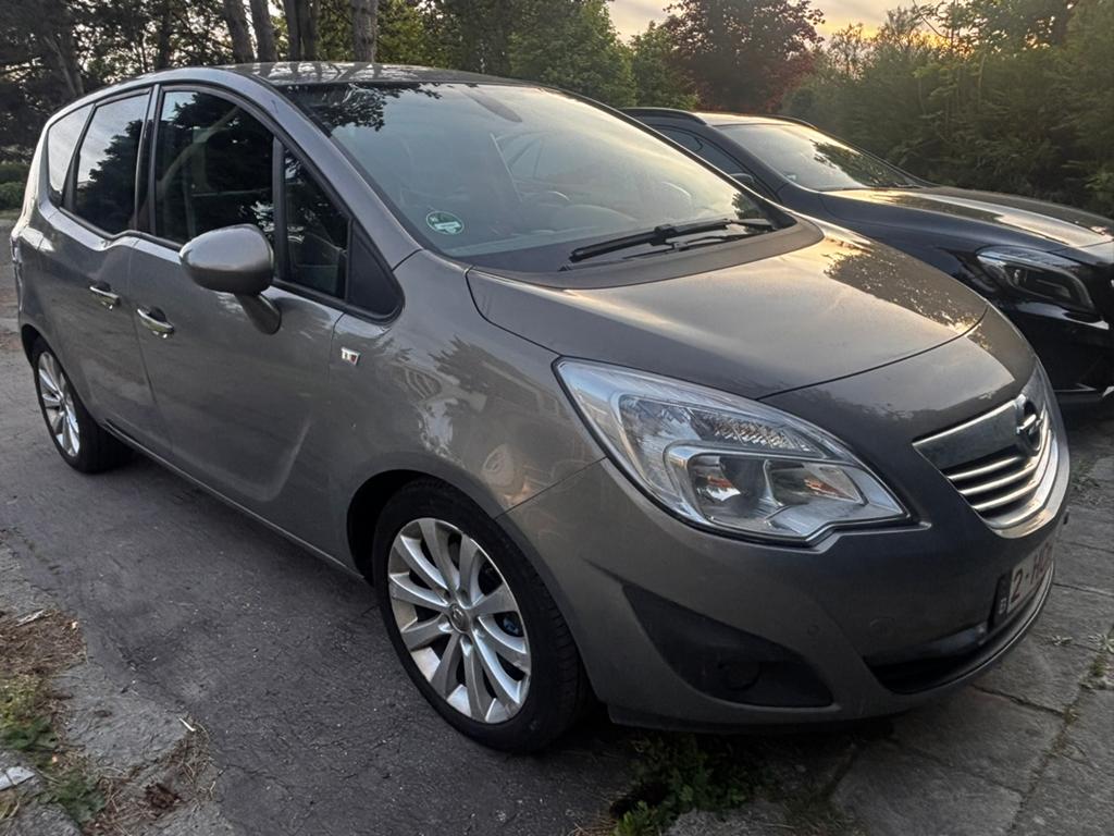 Opel meriva 1.7 cdti/euro5/automaat/ wordt gekeurd, Auto's, Euro 5, Zwart, 4 cilinders, 1686 cc