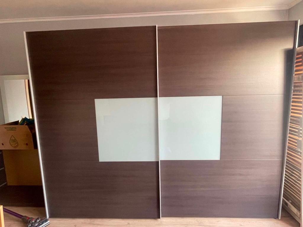 Verkoop grote kleerkast regio Beveren, Gebruikt, 200 cm of meer, 200 cm of meer, Overige houtsoorten