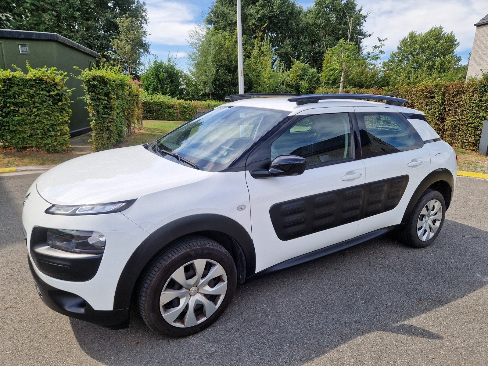 Citroën C4 Cactus 1.2 Essence SHINE, Capteur de lumière, Achat, Boîte manuelle, Noir