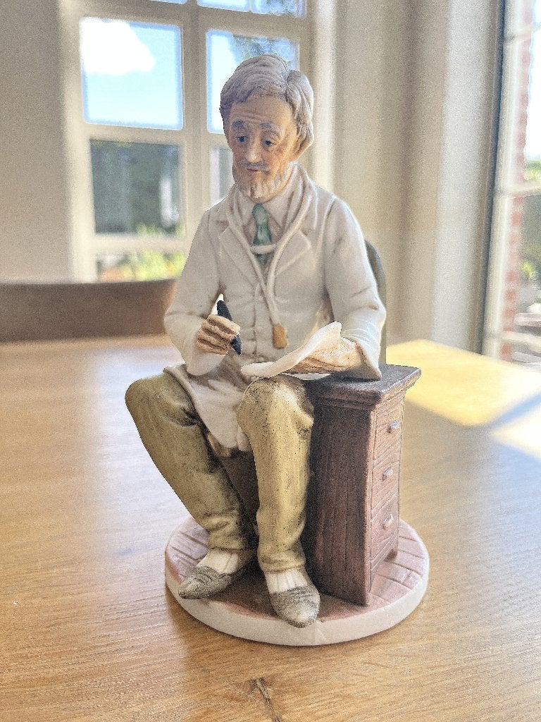 Biscuit figuur dokter decoratie lot 6, Antiek en Kunst, Ophalen of Verzenden