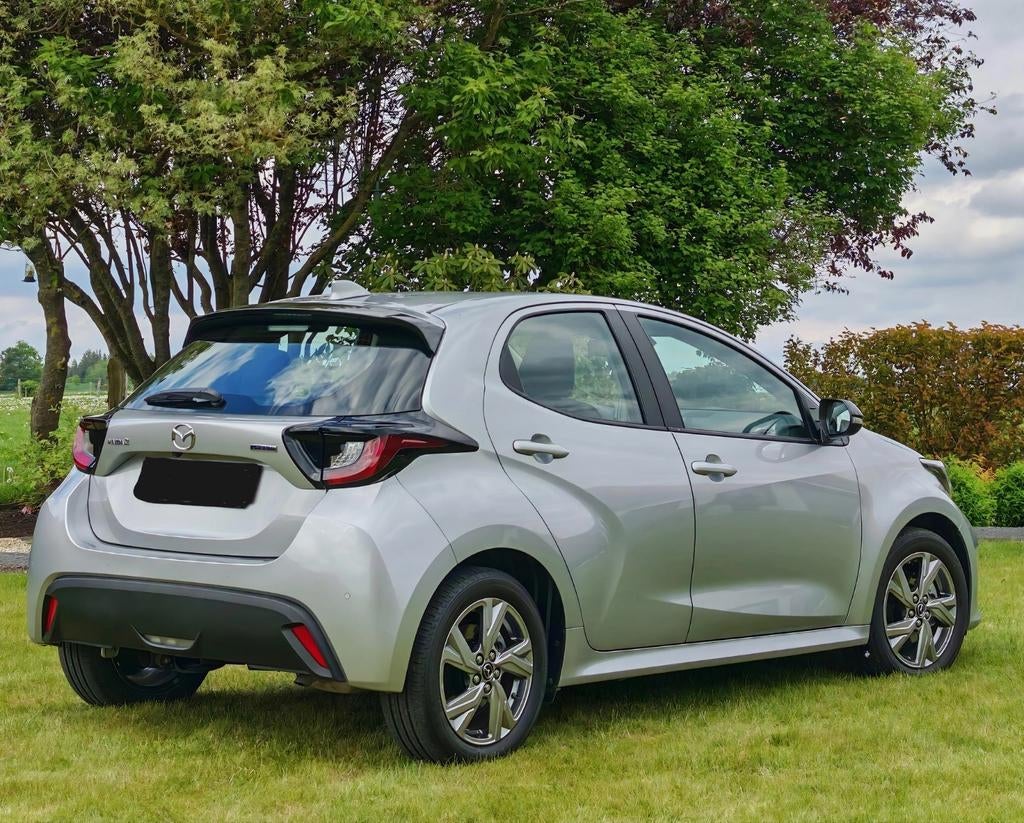Mazda 2 Toyota Yaris hybrid 1,5 VVT-i 116cv Exclusive, Autos, Renault, Particulier, ABS, Caméra de recul, Régulateur de distance